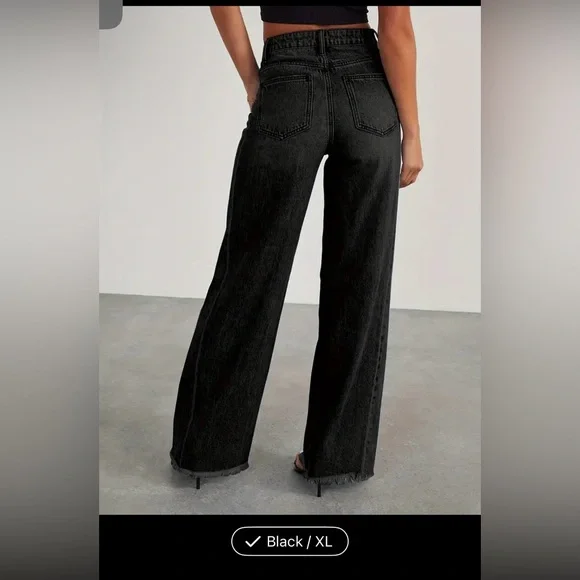Women's Black Wide-Leg Jeans - Picture 2 of 4